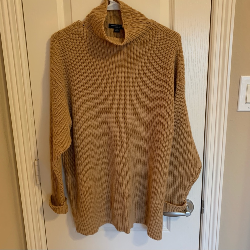 American Eagle Oversized Turtleneck Sweater Size Medium